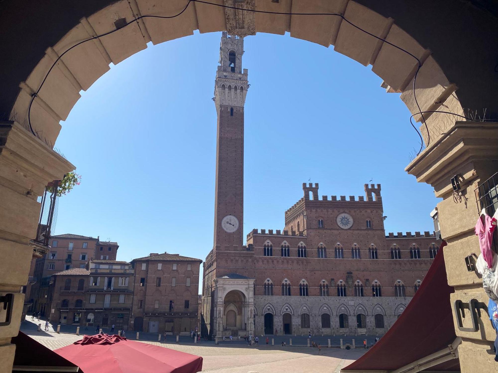 Loft Vicolo Di Vallepiatta 2 Min Piazza Del Campo Con Parcheggio Siena Exterior photo